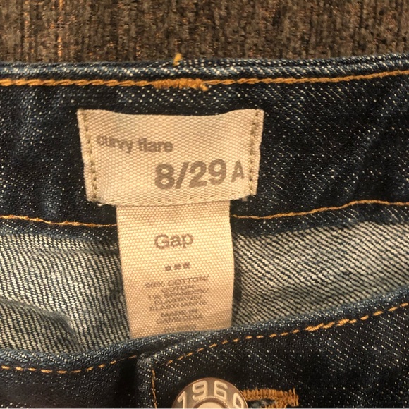 Gap Womens Size 8/29 Medium Wash Low Rise Curvy Flare Flap Pocket Denim Jeans - Picture 4 of 6